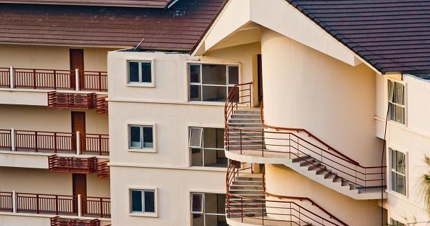 Ponad 60 proc. oferty stanowią mieszkania wprowadzone na rynek w 2012 i 2013 r. /&copy;123RF/PICSEL