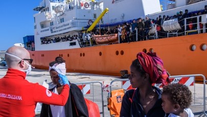 Ponad 600 imigrantów na pokładzie. Nikt nie chce przyjąć "Aquariusa"