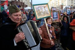 Ponad 800 tys. ludzi w pochodzie "Nieśmiertelnego Pułku" w Moskwie