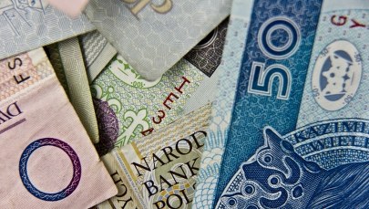 Ponad miliard na urzędnicze pensje, niemal 90 mln na nagrody