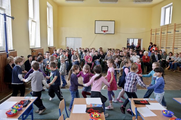Ponad milion osób chce referendum ws. sześciolatków w szkołach. /Wojciech Pacewicz /PAP