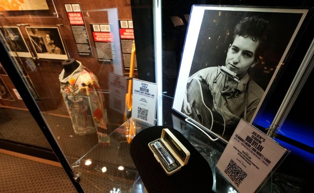 Ponad pół miliona dolarów za słowa piosenki Dylana. Jak narodził się przebój?