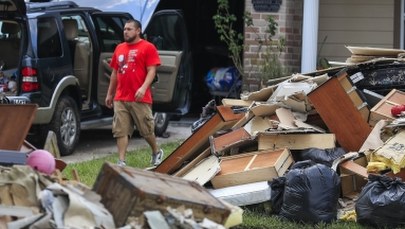 Ponad pół miliona ludzi bez dachu nad głową chce pomocy od rządu
