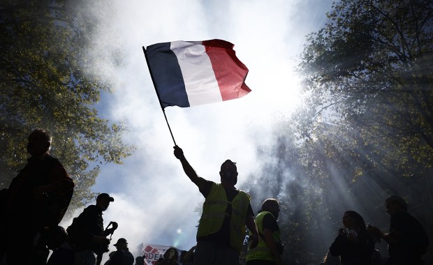 ​Ponad pół miliona osób na ulicach. Gaz łzawiący i zamknięte atrakcje turystyczne