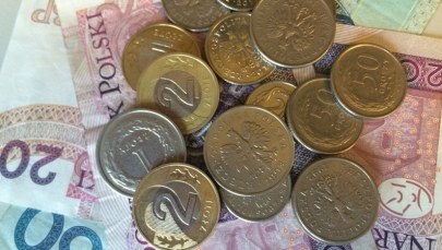 Ponad połowa Polaków spodziewa się recesji. Zaczynamy oszczędzać