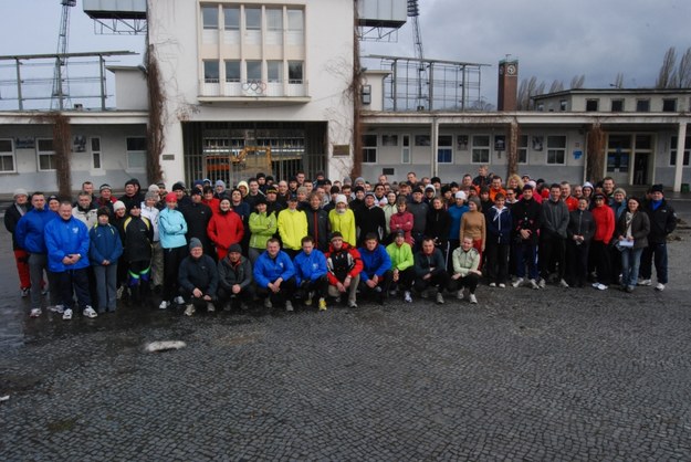 Ponad setka biegaczy rozpoczęła trening przed wrześniowym maratonem. /Fot. Barbara Zielińska /RMF FM