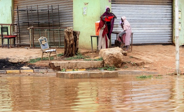 Ponad tysiąc osób nie żyje. Osuwisko zmiotło całą wioskę