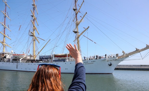 Ponad tysiąc propozycji na imię dla nowego żaglowca. "Dar Młodzieży" wyrusza w ostatni wielki rejs