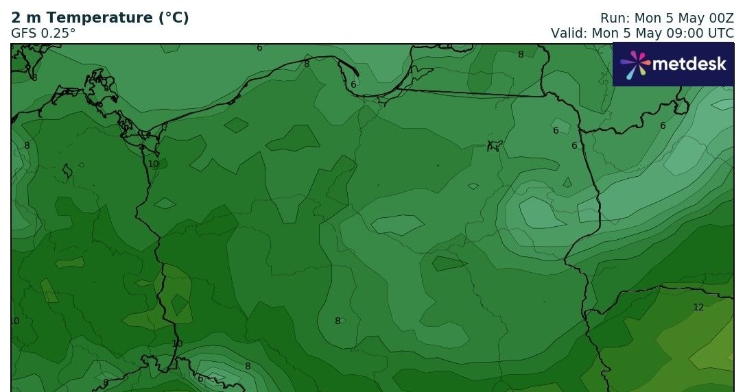 Poniedziałek będzie chłodny: nie będzie więcej, niż 15 stopni Celsjusza. W nocy w wielu miejscach możliwe przymrozki /wxcharts /