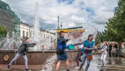 Poniedziałek Wielkanocny 2026. Skąd się wzięła tradycja śmigusa-dyngusa? 