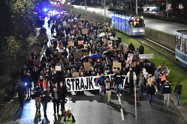 Poniedziałkowy protest we Wrocławiu / 	Maciej Kulczyński    /PAP