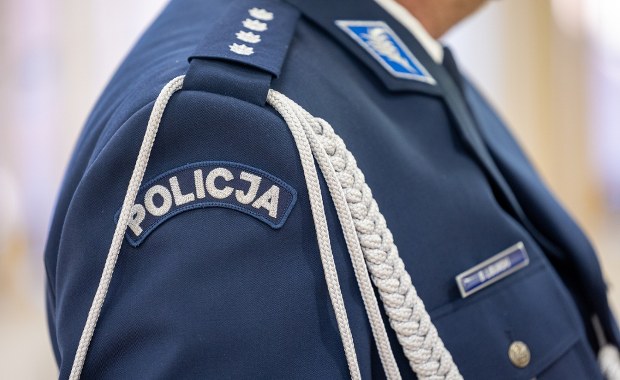 Poniżanie, ukrywanie dokumentów i wiele więcej. Były komendant stanie przed sądem