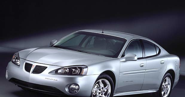 Pontiac Grand Prix 2004 (kliknij) /INTERIA.PL