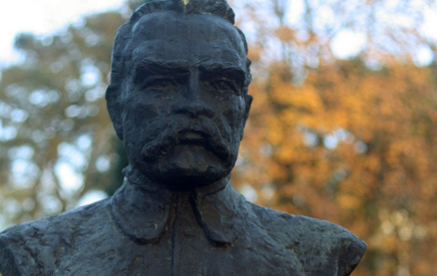 Popiersie Józefa Piłsudskiego w krakowskim Parku Jordana /mn /Archiwum RMF FM