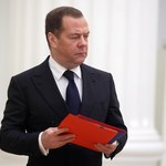 "Popisy" Miedwiediewa doczekały się odpowiedzi z Polski. "Jak zdarta płyta"