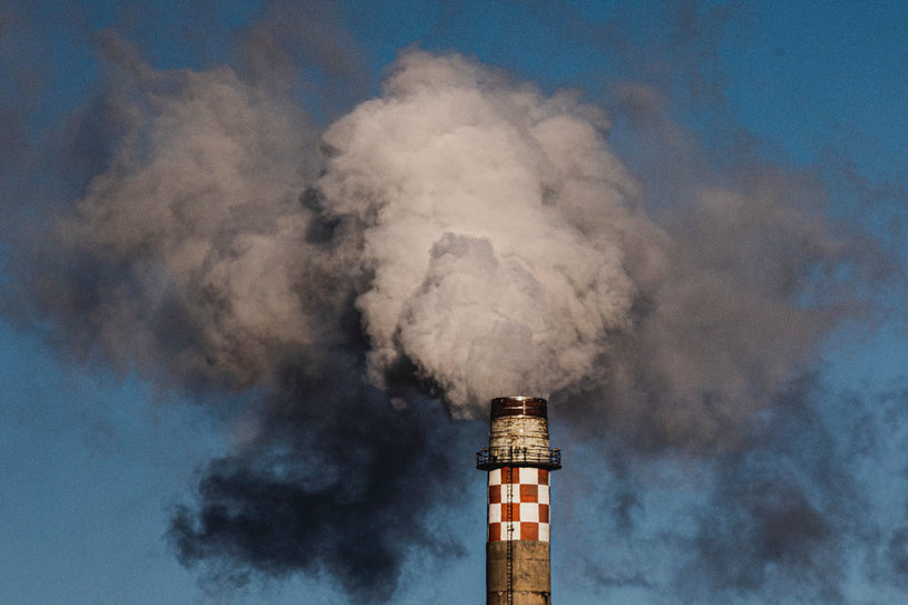 Poprawa jakości powietrza jest efektem działań antysmogowych /Florian Gaertner   /Getty Images