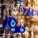 Popularna pamiątka z wakacji. Ludzie nie wiedzą, co przynoszą do domu