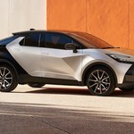 Popularna Toyota 28 tys. zł taniej. Nowy napęd hitem w Polsce