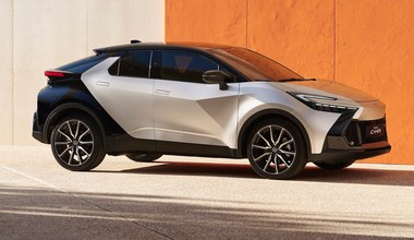Popularna Toyota 28 tys. zł taniej. Nowy napęd hitem w Polsce