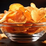 Popularne chipsy wycofane ze sprzedaży. "Ryzyko przechodzi na nabywcę"