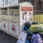 Popularne kontenery znikną z polskich miast. PCK wskazało winnego