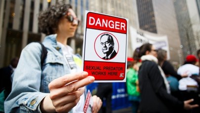 Popularny prezenter zwolniony po oskarżeniach o molestowanie