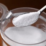 Popularny zamiennik cukru może zwiększać ryzyko zawału i udaru. Wyniki badań