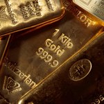 Popyt na złoto najniższy od 11 lat, cena złota spada
