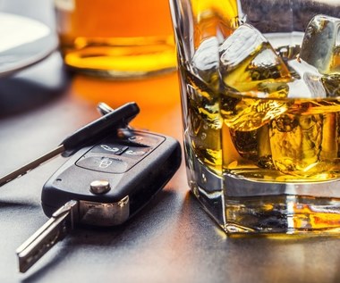 Poranek po piciu alkoholu - kiedy można prowadzić? Zasada jest jedna