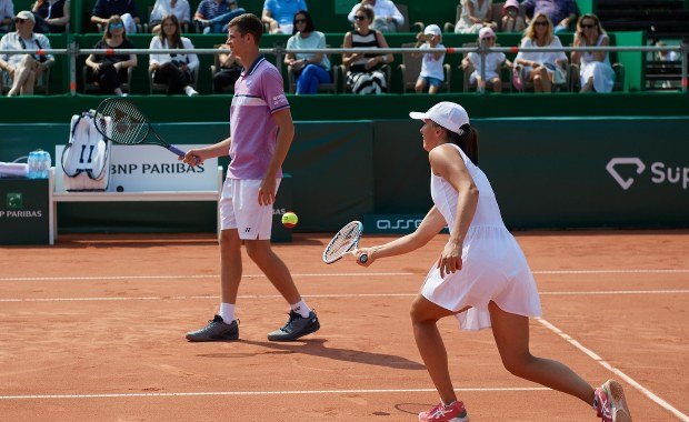 Porażka Świątek i Hurkacza w finale imprezy pokazowej