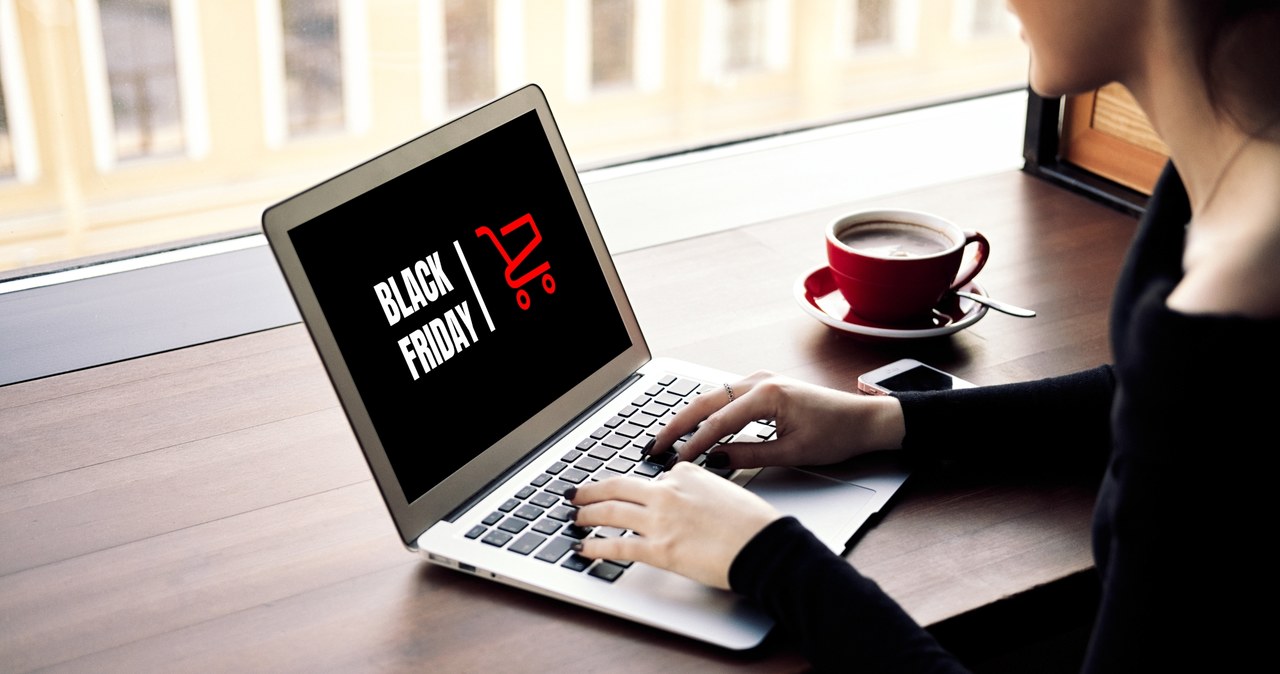 Porównanie cen w Black Friday łatwiejsze dzięki Omnibusowi /123RF/PICSEL