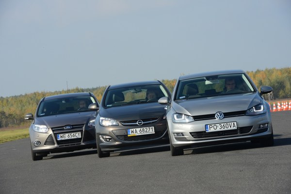 Porównanie Ford Focus, Opel Astra, Volkswagen Golf zdj