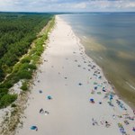 Porównują go do Majorki, choć leży nad Bałtykiem. Złote plaże zachwycają