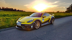 Porsche 718 Cayman GT4 - wstęp do torowej zabawy