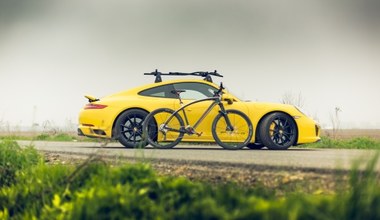 Porsche 911 Carrera 4S i Bike RX