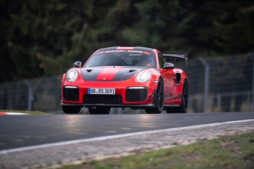 Porsche 911 GT2 RS MR /Informacja prasowa