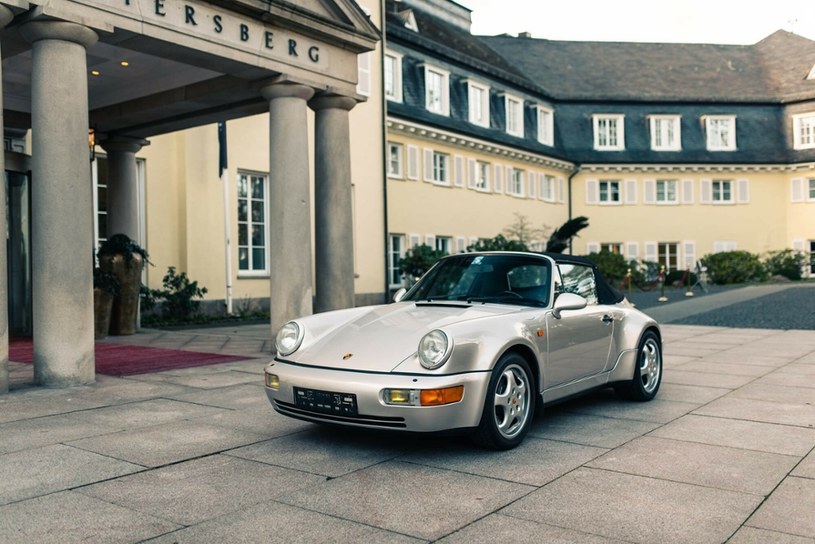 Porsche 911, które kiedyś należało do Diego Maradony /Bonhams/Golders/EuroPics /East News