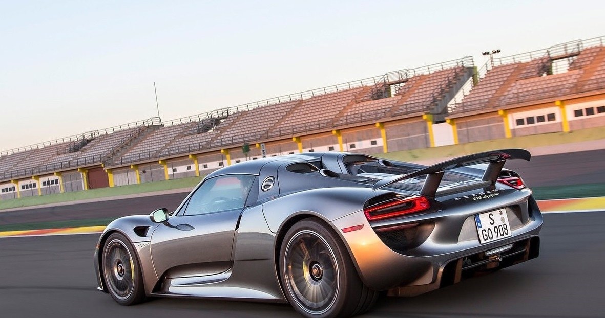 Porsche 918 Spyder /Porsche