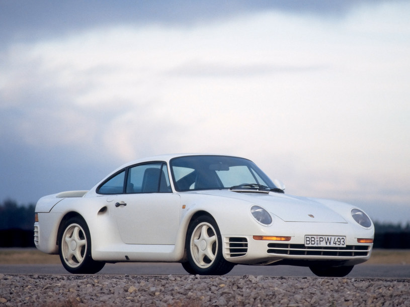 Porsche 959: absolutny szczyt techniki motoryzacyjnej lat 80. XX wieku. /Porsche