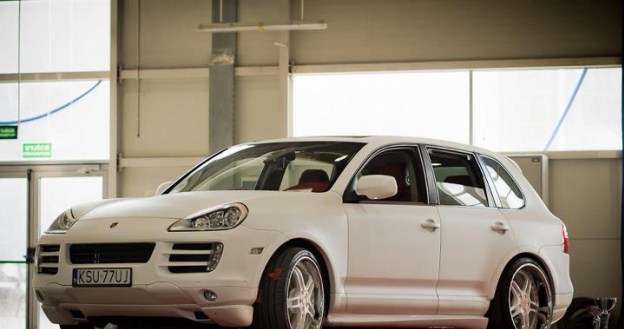 Porsche cayenne /Informacja prasowa