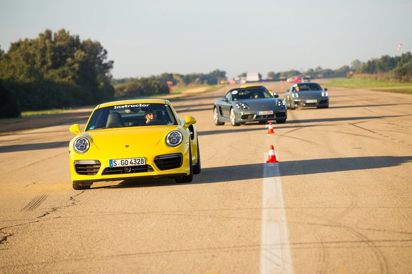 Porsche Driving Experience na torze Nardo /Porsche