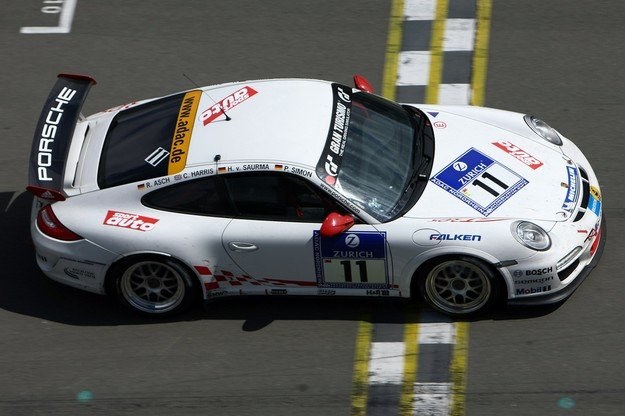 Porsche GT3 RS na Nurburgringu /Informacja prasowa