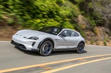 0007OAYVDODTYE4D-C307 Porsche Mission E Cross Turismo trafi do produkcji