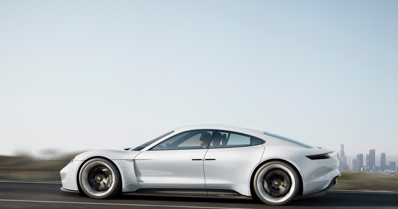 Porsche Mission E /Informacja prasowa