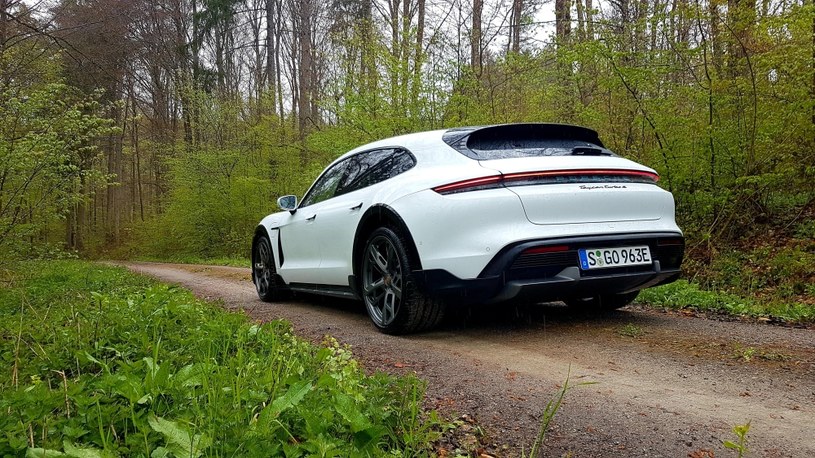 Porsche Taycan Cross Turismo /INTERIA.PL