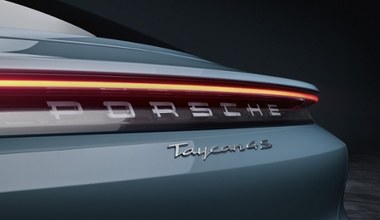 Porsche Taycan określony najlepszym elektrycznym samochodem na świecie