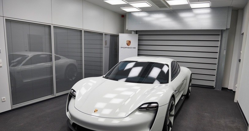 Porsche Taycan /Informacja prasowa