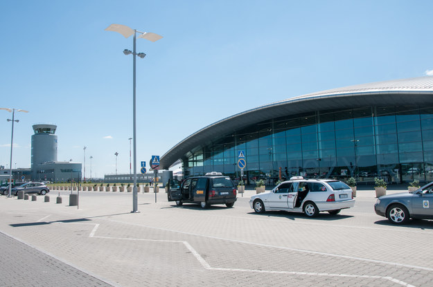 Port lotniczy w Jasionce koło Rzeszowa /Shutterstock
