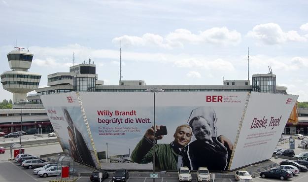 Port lotniczy Willy Brandt Berlin Brandenburg miał być otwarty 3 czerwca br. Musi czekać ponad rok /AFP