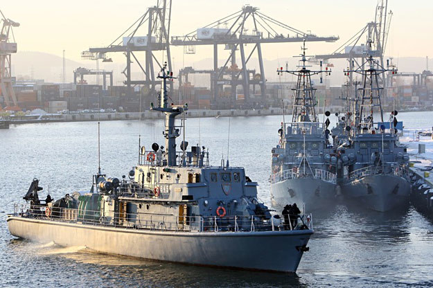 Port Marynarki Wojennej w Gdyni. Pierwszy z lewej: ORP Śniardwy /fot. Łukasz Ostalski